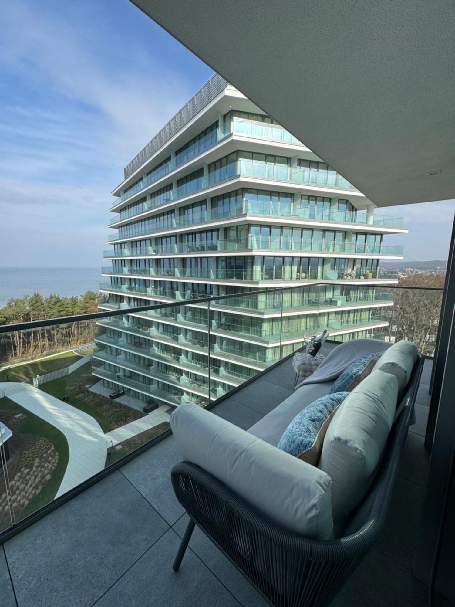 Wave Apartment Tyballtic 7Th Floor With Two Bedrooms And Sea View! Miedzyzdroje Exteriér fotografie