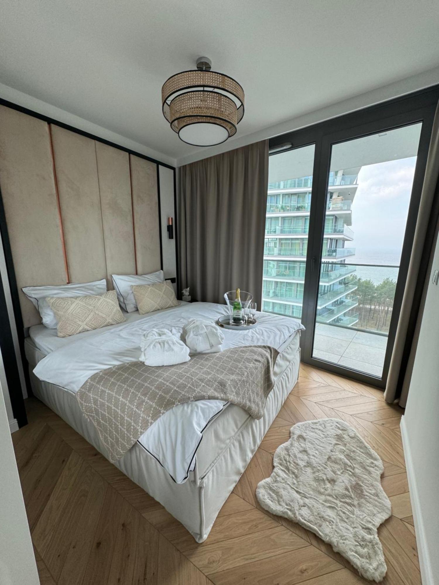 Wave Apartment Tyballtic 7Th Floor With Two Bedrooms And Sea View! Miedzyzdroje Exteriér fotografie